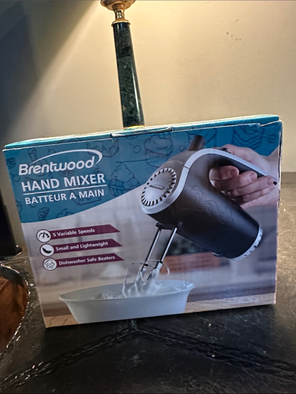 Brentwood hand mixer